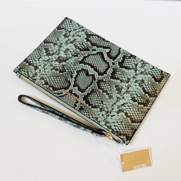 Michael Kors Jet Set Travel XL Clutch Wristlet Embossed Leather Pale Jade Multi - Picture 4 of 9